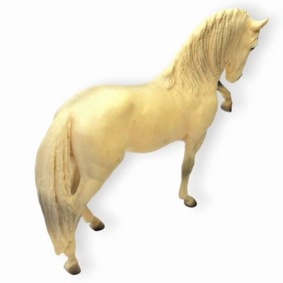 VTG Breyer Legionario III #68 Famous Andalusian Stallion Collectible Horse - Picture 5 of 9